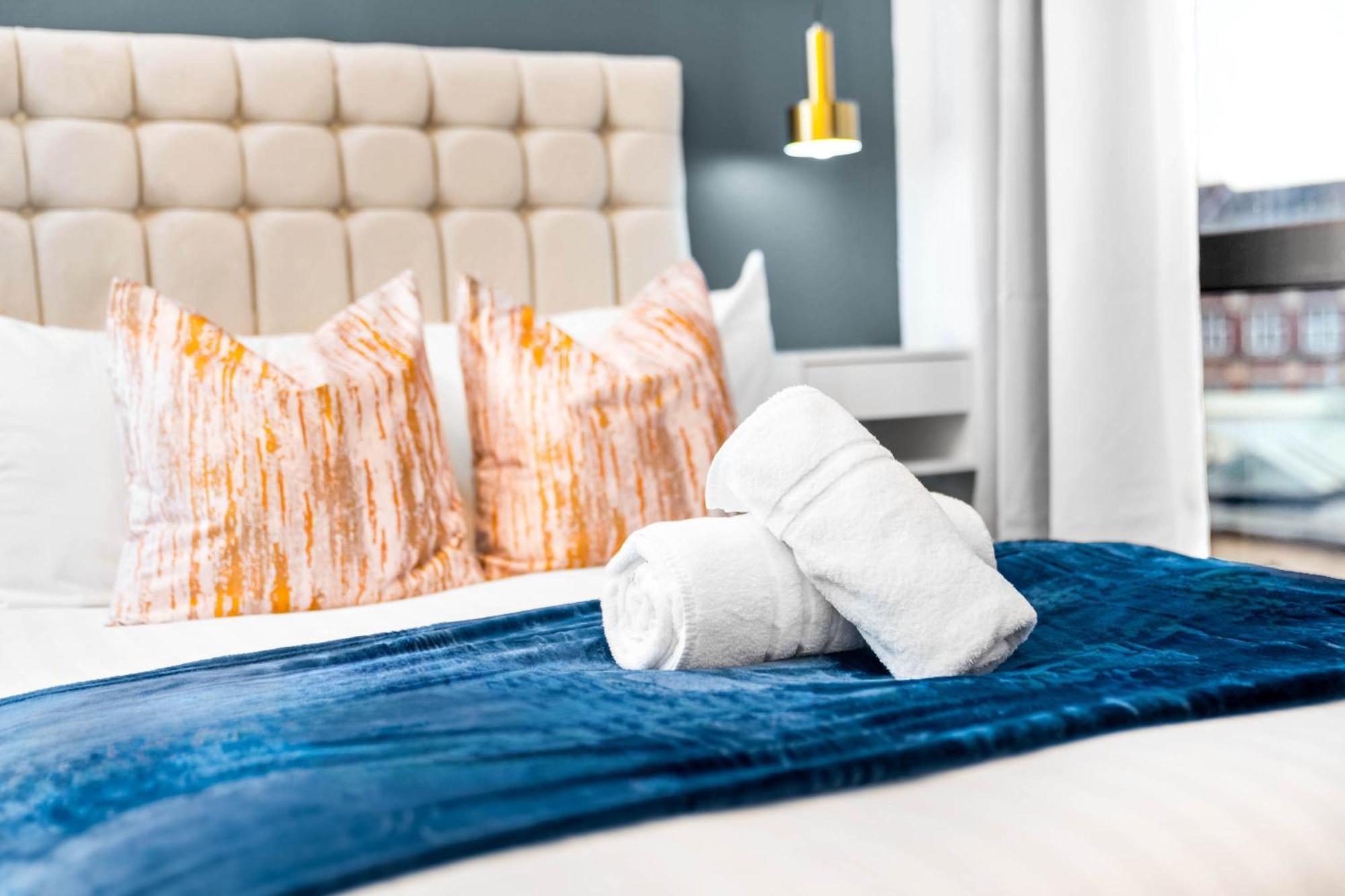 Luxury Two Bedroom Apartment - City Ceentre - Balcony - Jq - Netflix & Wifi - 11B Birmingham Extérieur photo